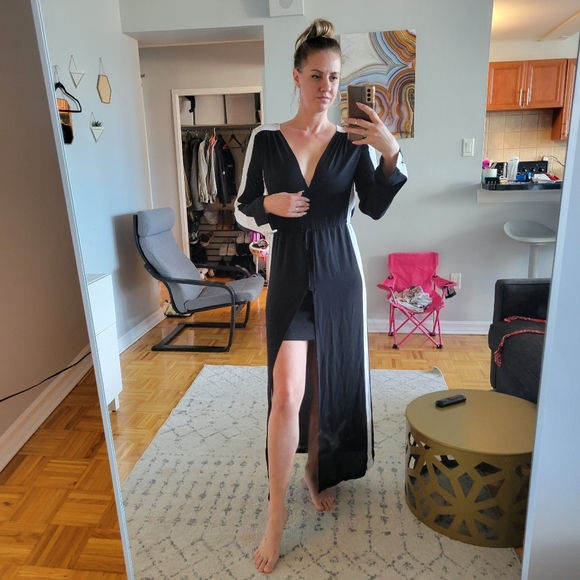 BCBGMaxAzria Dress - Picture 4 of 6